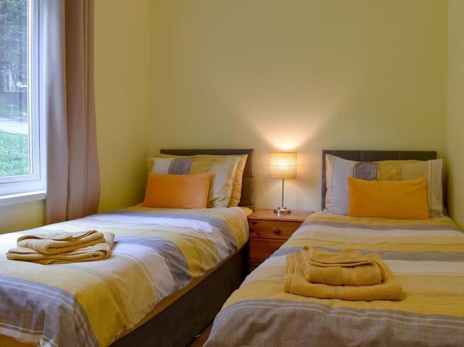 24 Valley Lodge Holiday Cottage 卡林顿 外观 照片